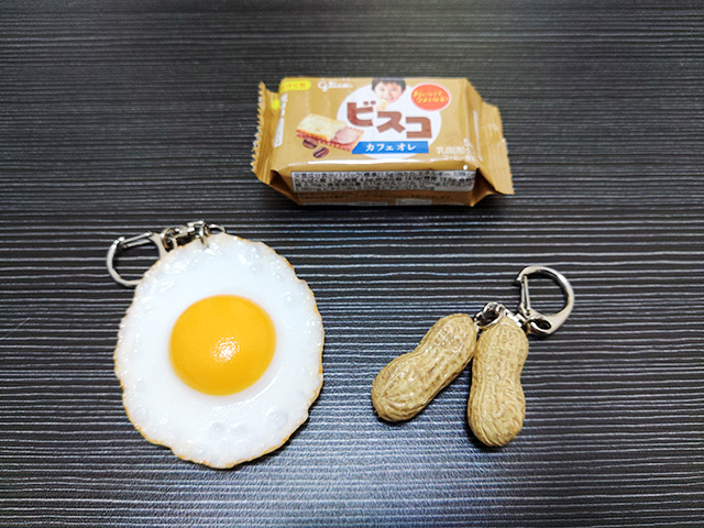 DMMスクラッチ FAKE FOOD HATANAKA 食品サンプル D賞 目玉焼き ピーナッツ