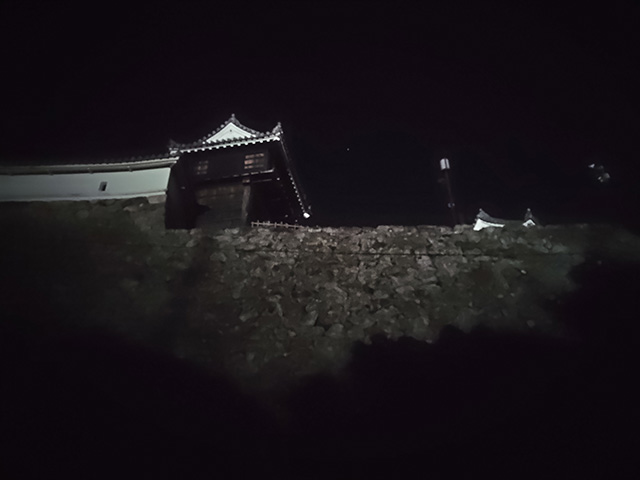 高知城 夜 黒鉄門