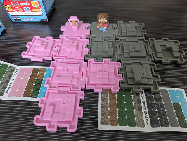 マクドナルド ハッピーセット マインクラフトグッズ 開放