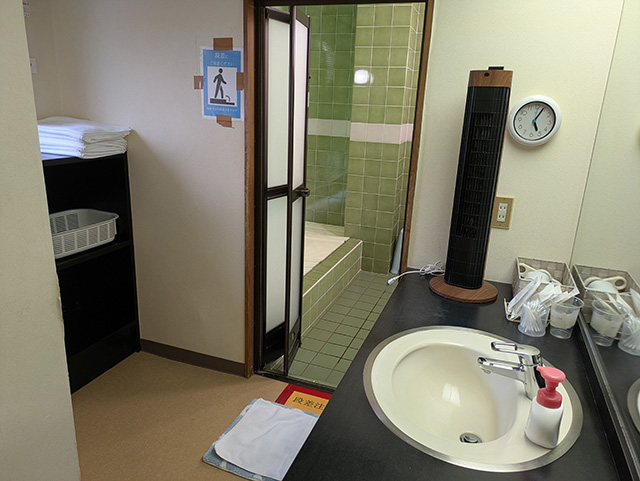 福井県 宝永旅館 お風呂1