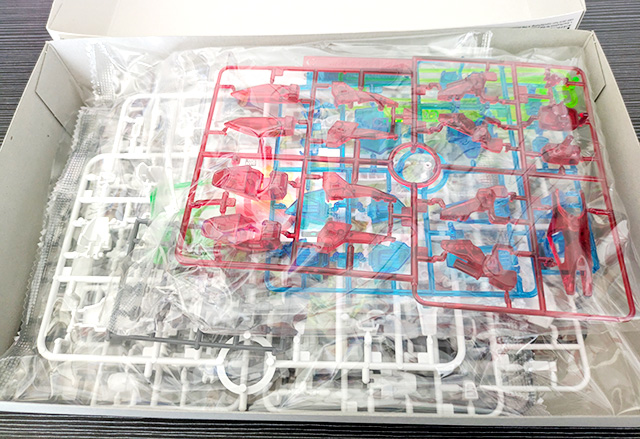 ガンプラ HGAC ウイングガンダムゼロ ソリッドクリア ランナー