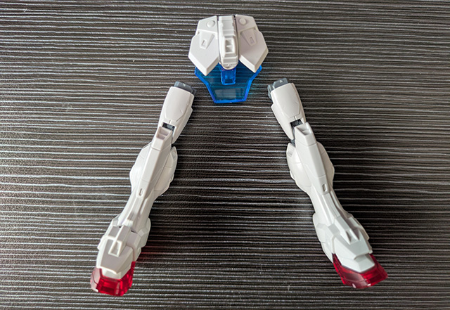 ガンプラ HGAC ウイングガンダムゼロ ソリッドクリア 腰