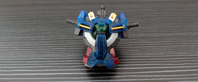 ガンプラ MG ガンダムエクシア ソリッドクリア 胸部 正面