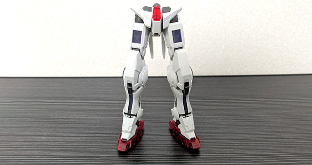 ガンプラ MG ガンダムエクシア ソリッドクリア 下半身
