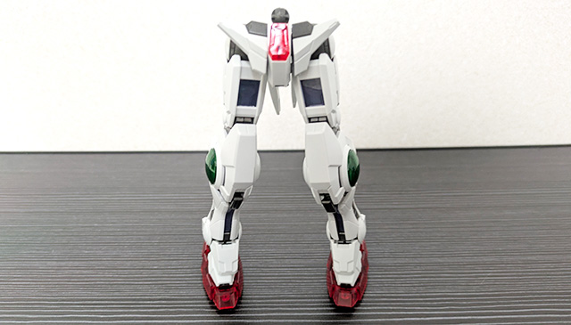 ガンプラ MG ガンダムエクシア ソリッドクリア 下半身 内股