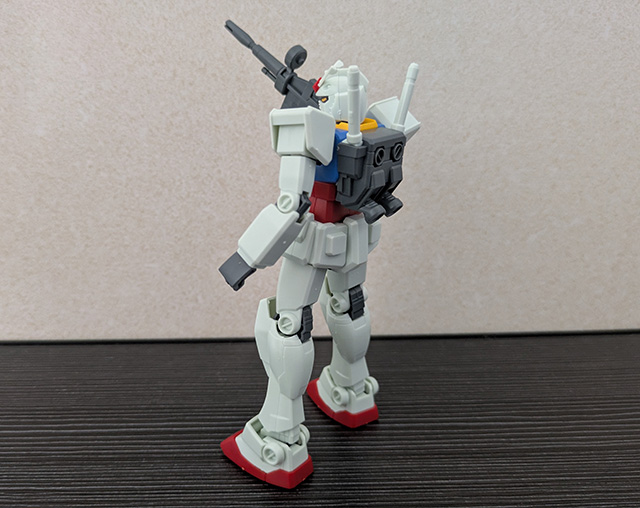 ガンダム 組立体験会ver. 完成 ポーズ 後ろ