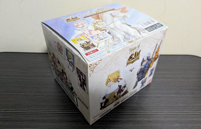 テイルズ オブ シリーズ 30th Anniversary カードウエハース パッケージ 斜め