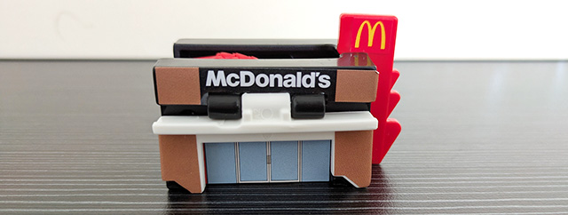 マクドナルド ハッピーセット へんしん！マクドナルドロボ メガモッサ 店舗ver 完成 前面