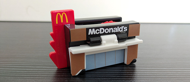 マクドナルド ハッピーセット へんしん！マクドナルドロボ メガモッサ 店舗ver 完成 裏面